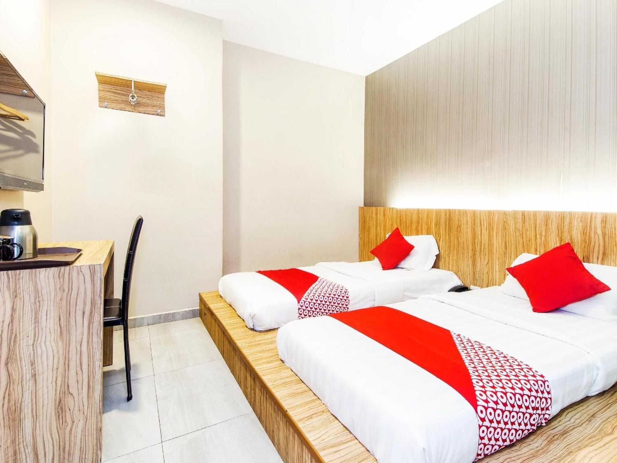 Kampong Batu Belah Super Oyo 340 Comfort Hotel מראה חיצוני תמונה