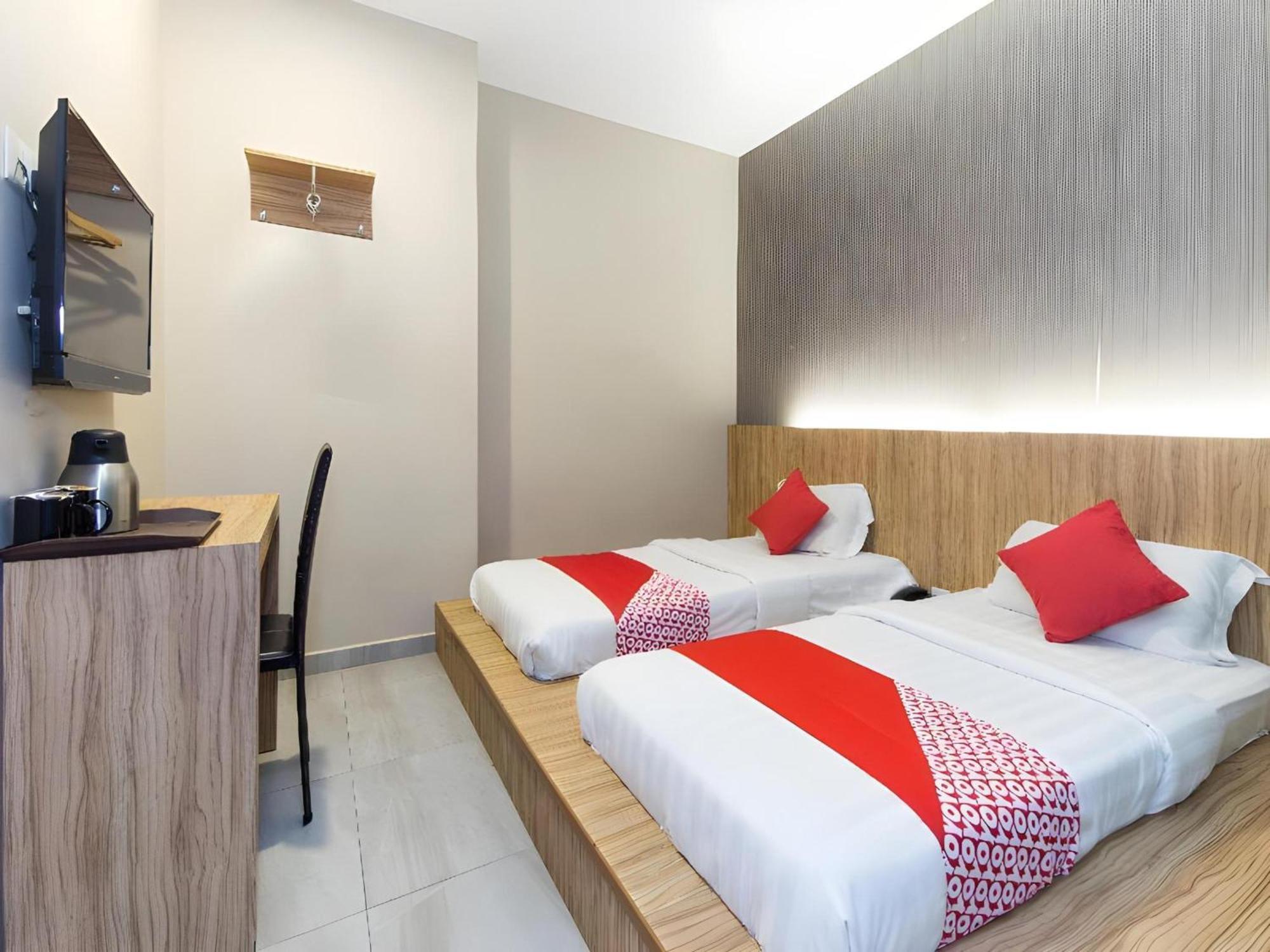 Kampong Batu Belah Super Oyo 340 Comfort Hotel מראה חיצוני תמונה